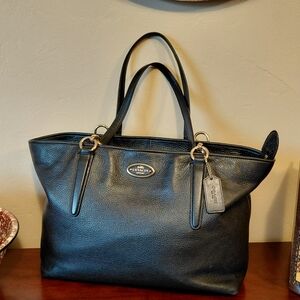 Coach Ellis Black Pebbled Leather Tote With Gold Hardware